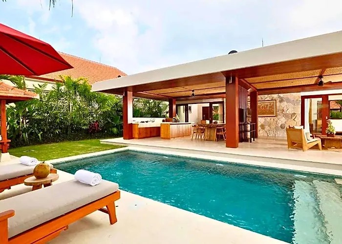 Lily Flower 3 Bedroom Private Zn66a *