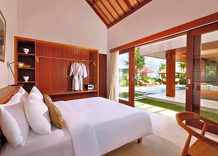 Lily Flower 3 Bedroom Private Zn66a * Kerambitan